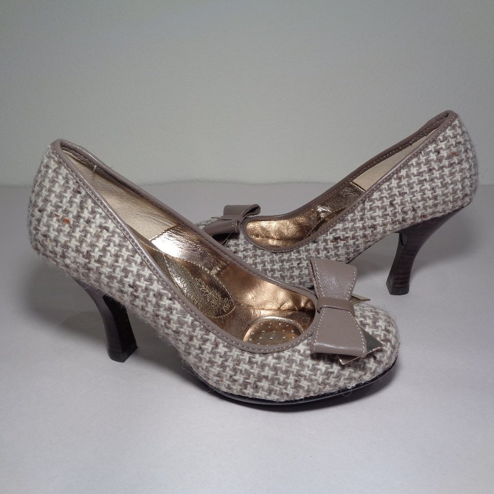 Sofft Size 6 M FESTIVAL BOW Grey New Pumps Heels